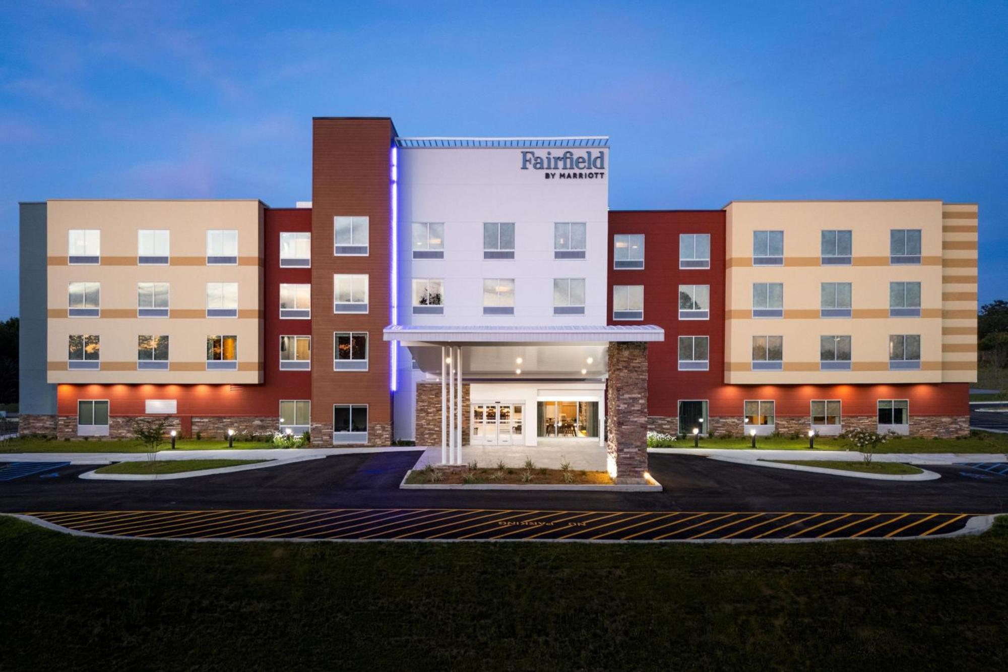 Fairfield By Marriott Inn & Suites Каллмен Экстерьер фото